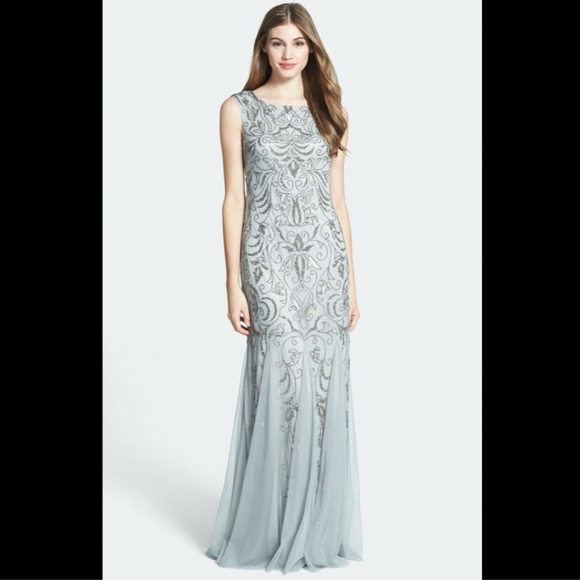 Adrianna Papell sequins and beaded gown - Picture 2 of 7